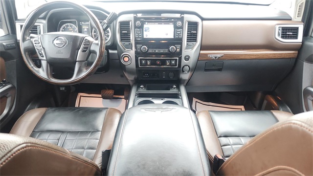 2017 Nissan Titan