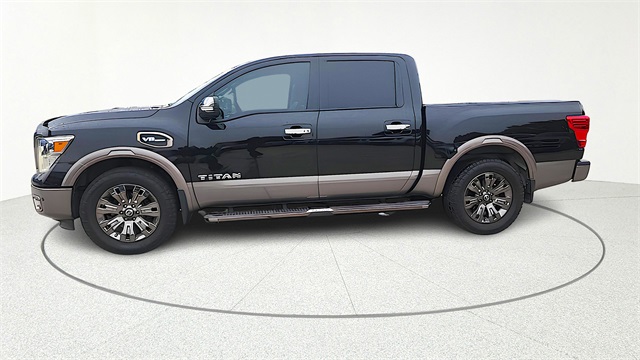 2017 Nissan Titan