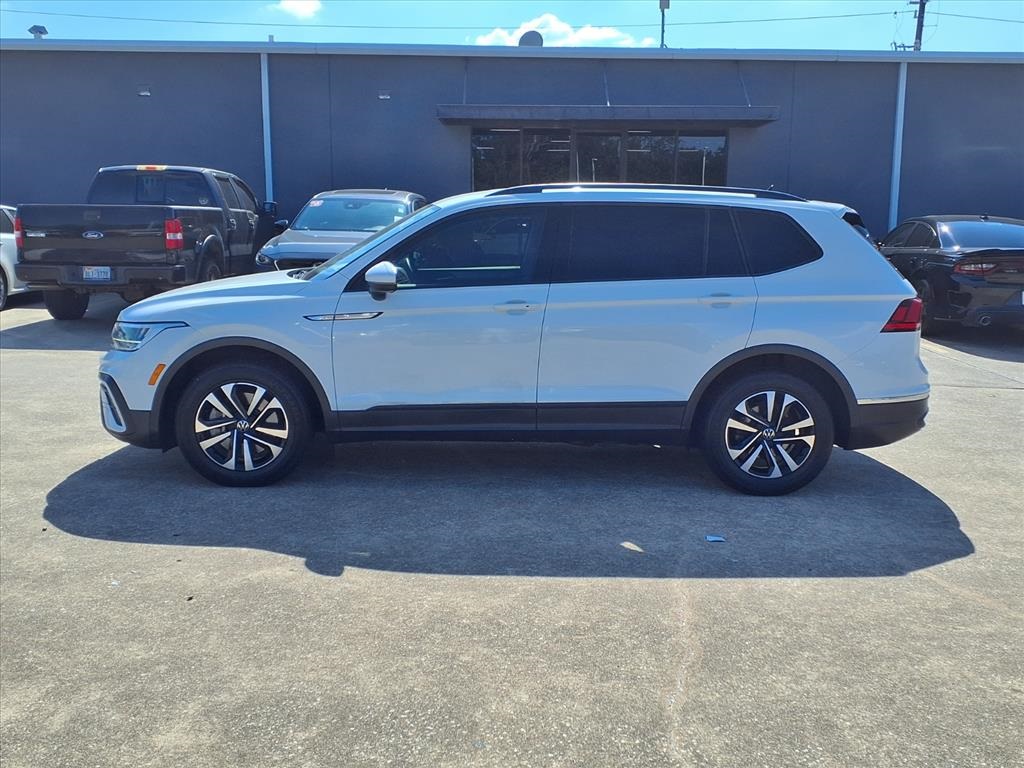 2023 Volkswagen Tiguan 2.0T S White at Autostrade