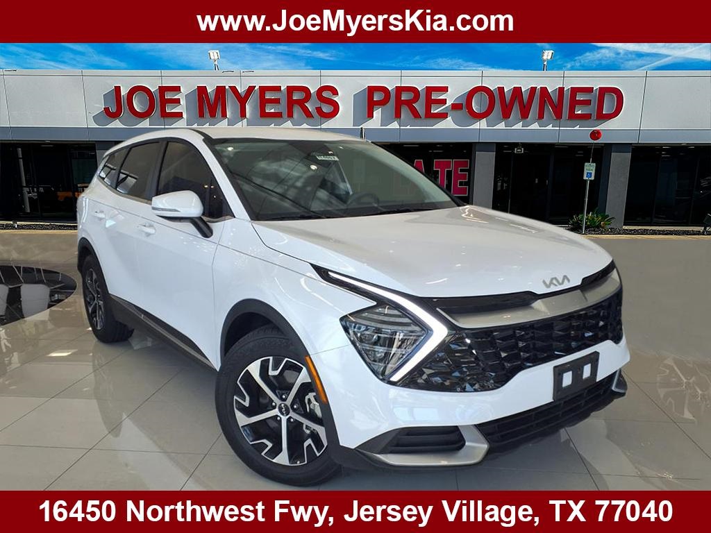 2025 Kia Sportage EX - 0