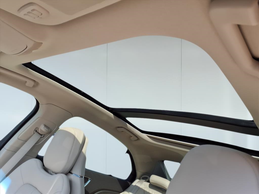 2020 Lincoln Continental Reserve Blue at DeMontrond Ford