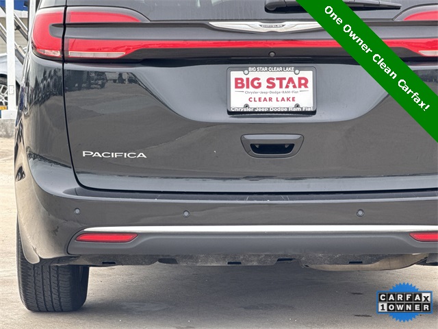 2023 Chrysler Pacifica Touring L Black at Mac Haik CDJR North Houston