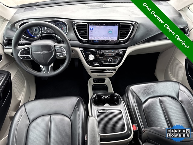 2023 Chrysler Pacifica Touring L Black at Mac Haik CDJR North Houston