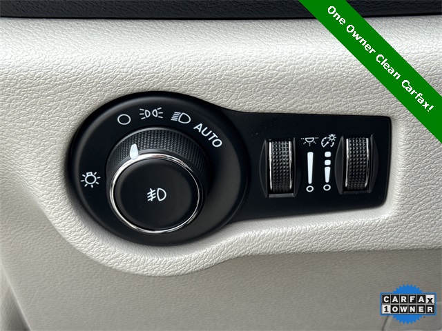 2023 Chrysler Pacifica Touring L Black at Mac Haik CDJR North Houston