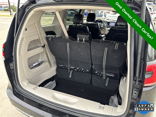 2023 Chrysler Pacifica Touring L Black at Mac Haik CDJR North Houston