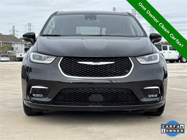 2023 Chrysler Pacifica Touring L Black at Mac Haik CDJR North Houston