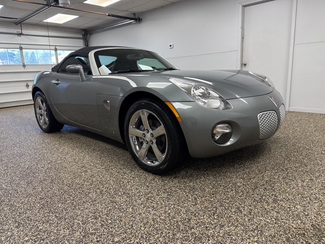 2007 Pontiac Solstice Base photo 8
