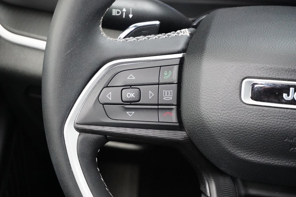 Used Car 2024 Jeep Grand Cherokee  Laredo X For Sale Under $35,000 In Weatherford, Texas