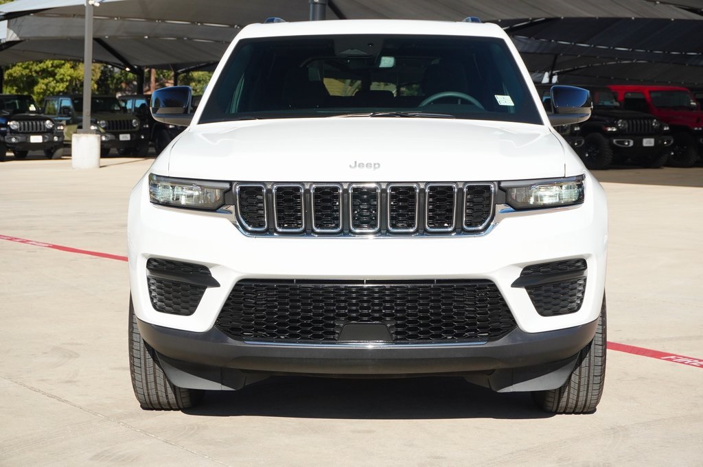 Used Car 2024 Jeep Grand Cherokee  Laredo X For Sale Under $35,000 In Weatherford, Texas