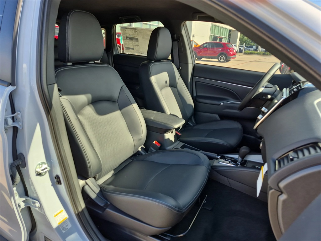 2025 Mitsubishi Outlander Sport SEL White at North Houston Mitsubishi