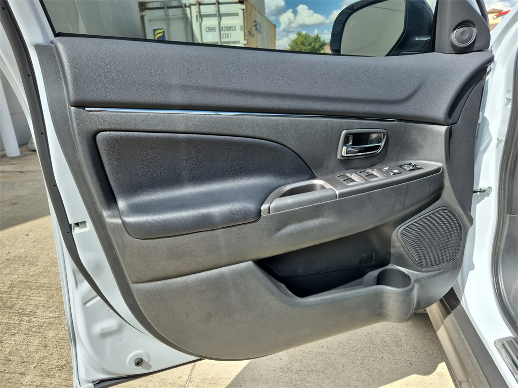 2025 Mitsubishi Outlander Sport SEL White at North Houston Mitsubishi