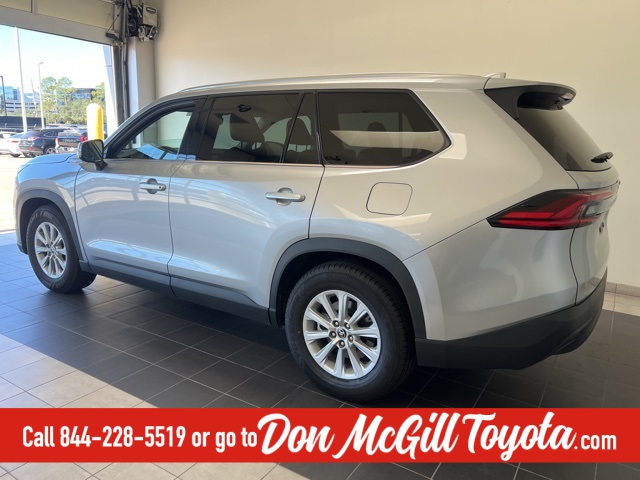 2025 Toyota Grand Highlander XLE Silver at Community Toyota