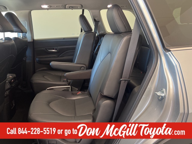 2025 Toyota Grand Highlander XLE Silver at Community Toyota