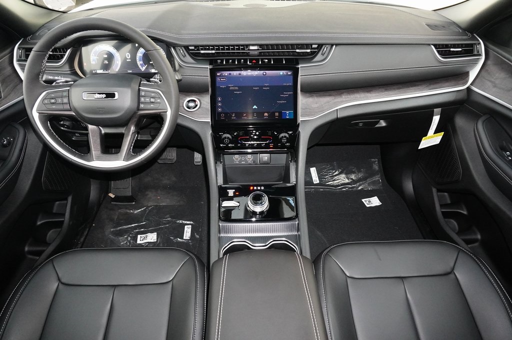 New Car 2025 Jeep Grand Cherokee L  Limited For Sale In Weatherford, Texas