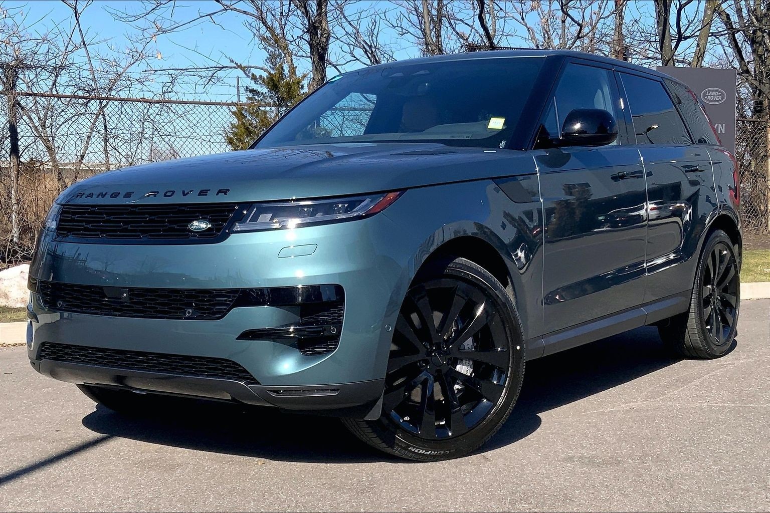 2026 Land Rover Range Rover Sport P360 SE AWD