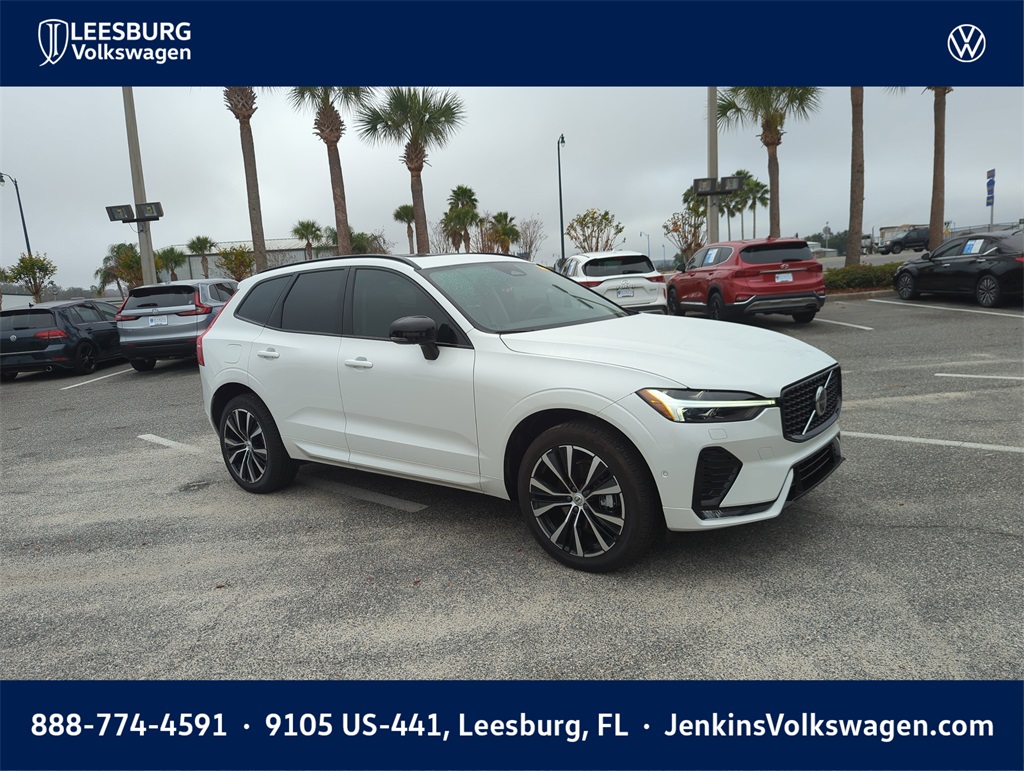 2025 Volvo XC60 B5 Plus Dark Theme AWD