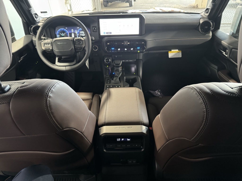 Thumbnail: 2026 Toyota Land Cruiser - 32