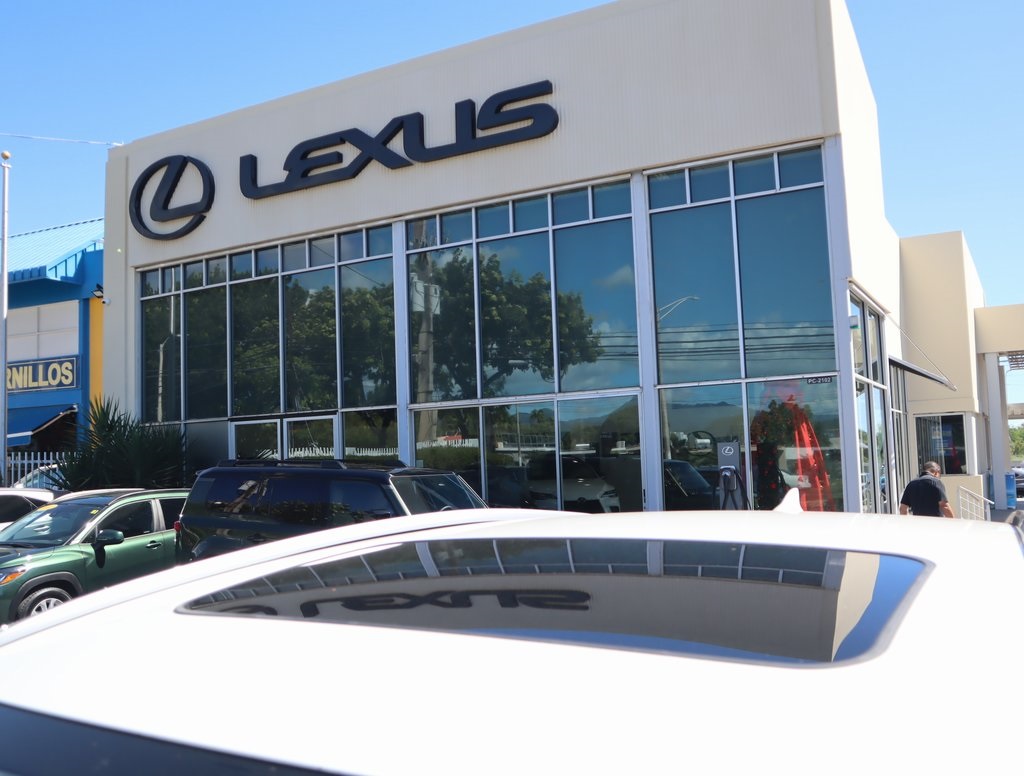 Thumbnail: 2022 Lexus NX - 10