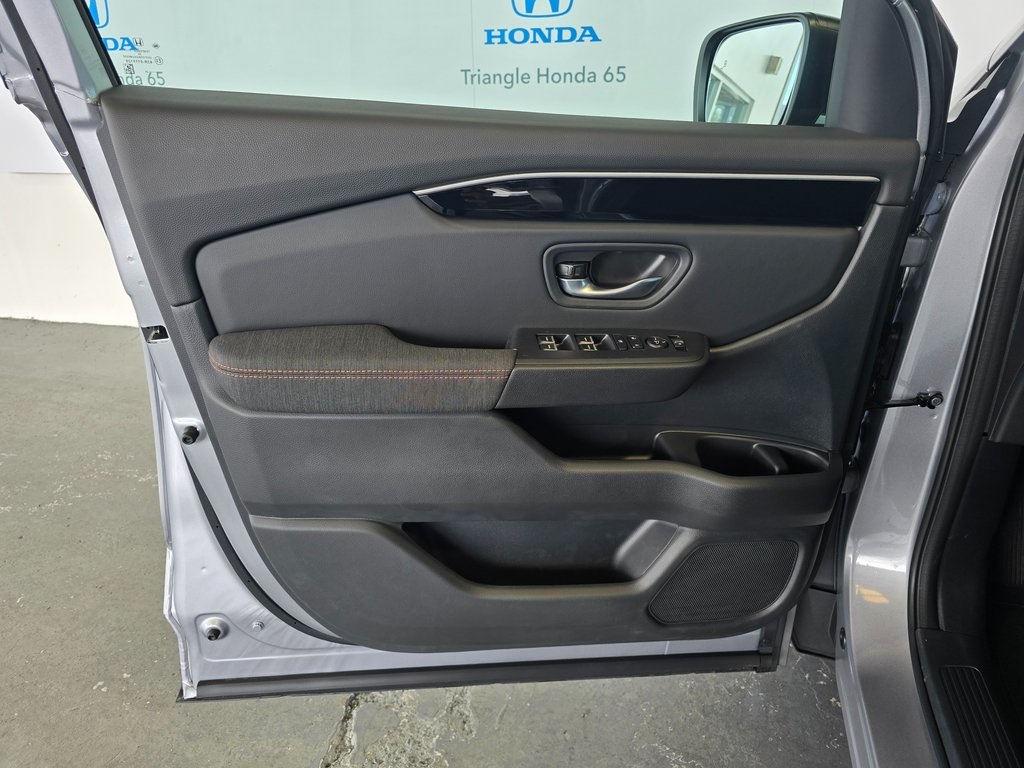 Thumbnail: 2025 Honda Pilot - 24