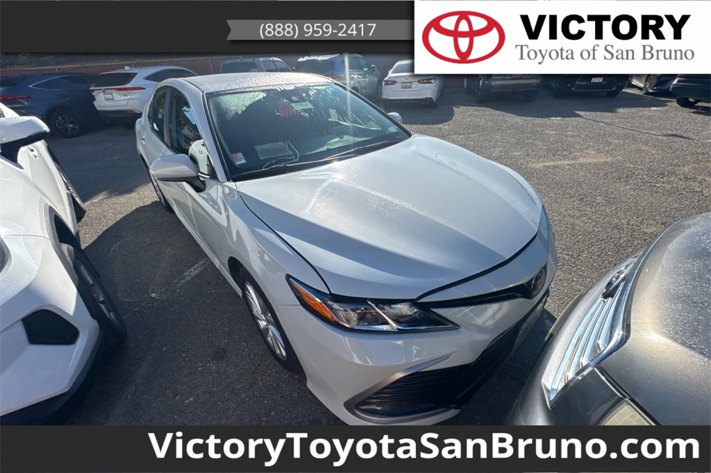 2023 Toyota Camry LE FWD