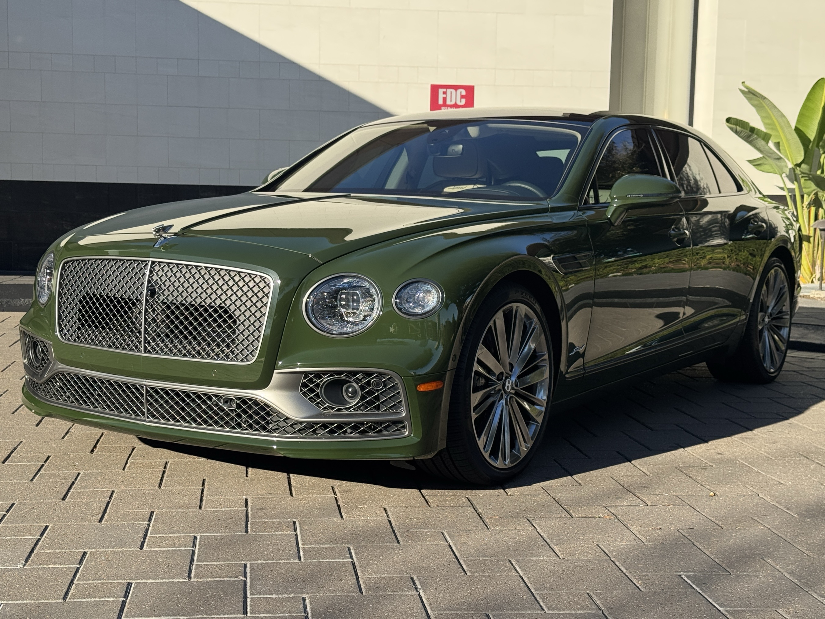 /2024 Bentley Flying-Spur