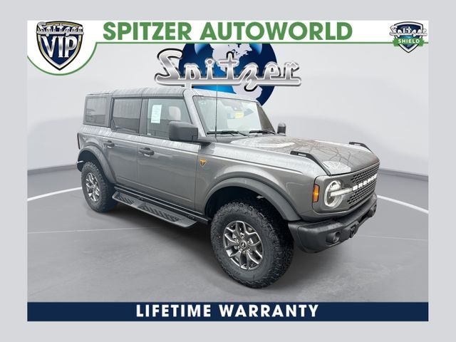 Carbonized Gray Metallic 2025 Ford Bronco Badlands 4-Door 4WD SUV / Crossover Four-Wheel Drive Automatic