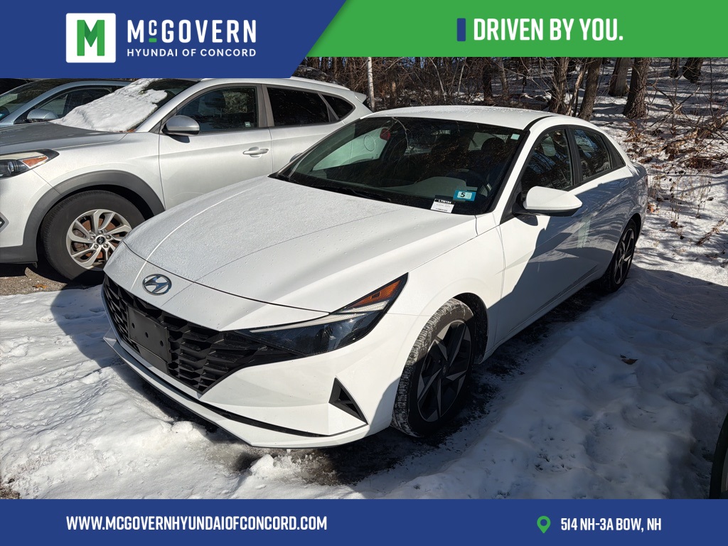 2023 Hyundai Elantra SEL FWD