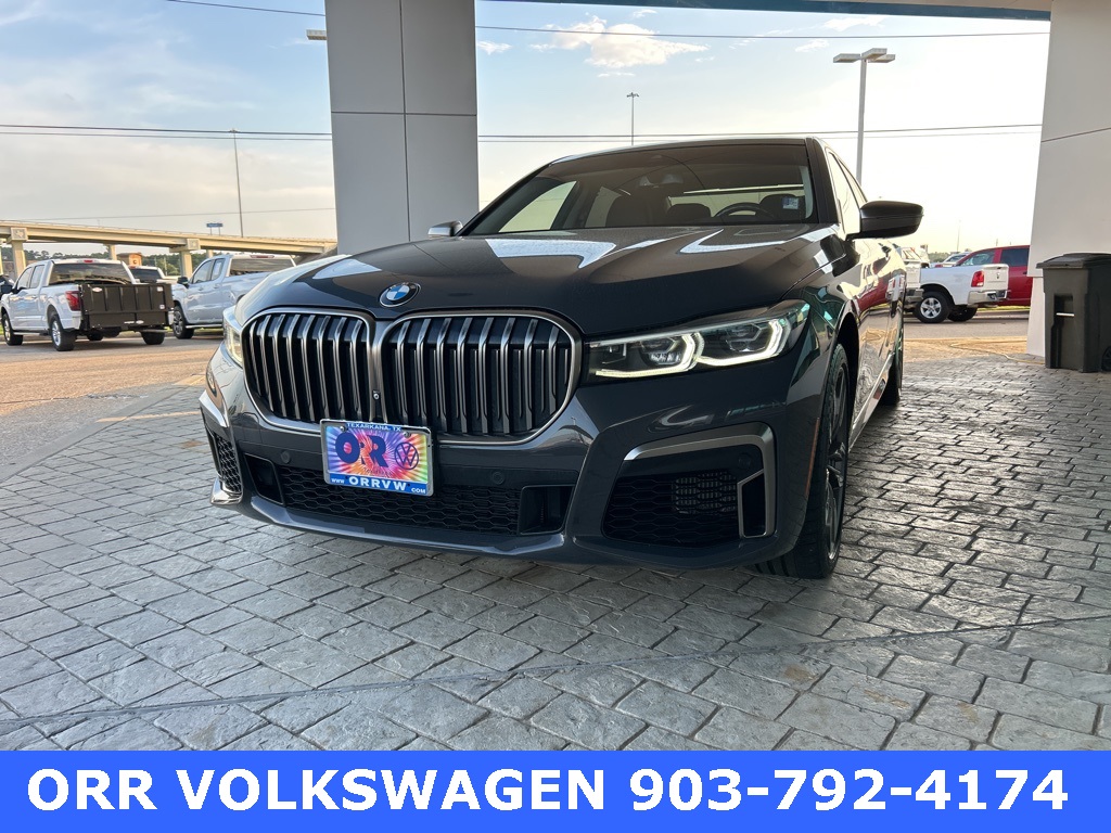 2022 BMW 7 Series M760i xDrive AWD
