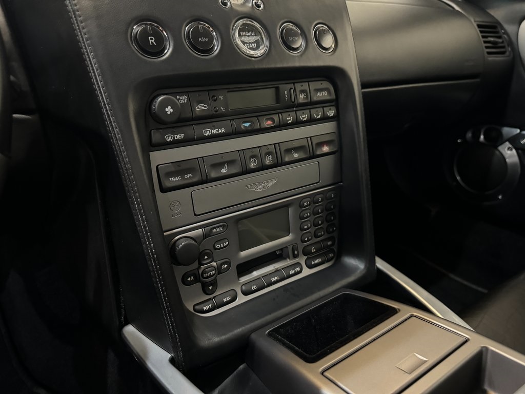 2005 Aston Martin Vanquish S - Photo 14