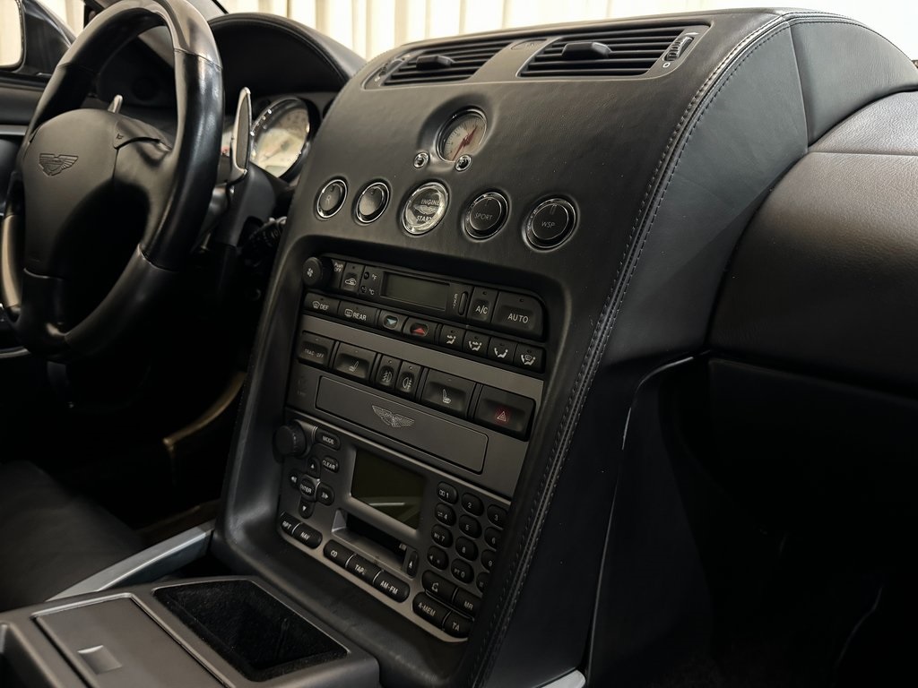 2005 Aston Martin Vanquish S - Photo 22