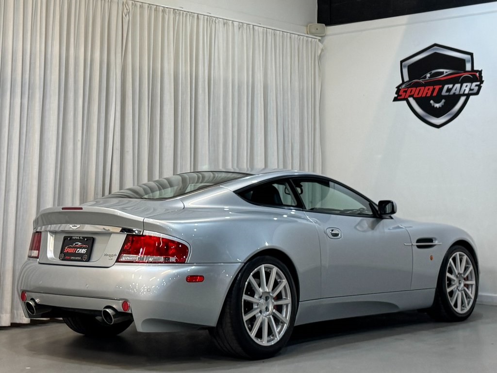 2005 Aston Martin Vanquish S - Photo 4