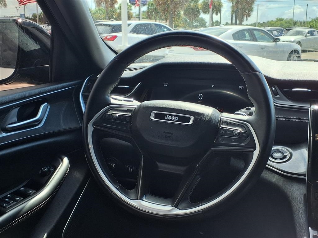 2022 Jeep Grand Cherokee L Altitude Silver at River Oaks CDJR