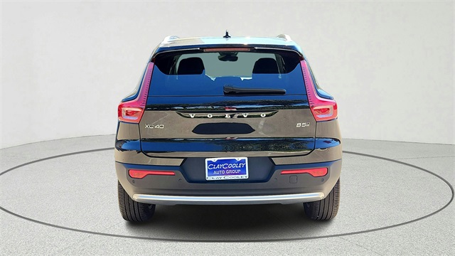 2024 Volvo XC40