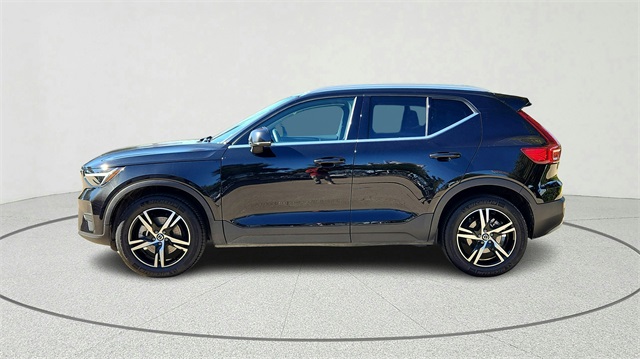 2024 Volvo XC40