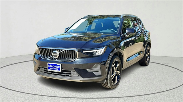 2024 Volvo XC40