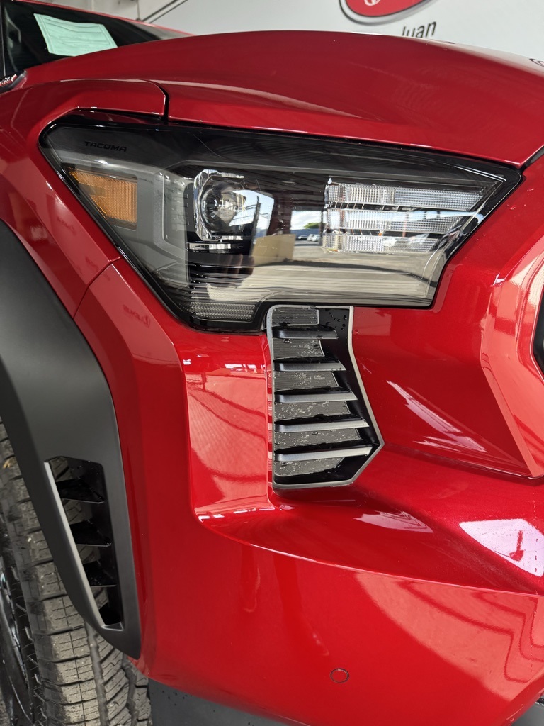 Thumbnail: 2025 Toyota Tacoma - 11
