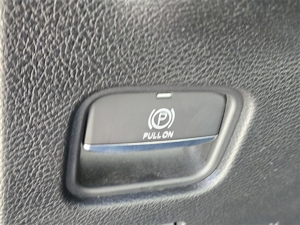 Used Car 2022 Jeep Grand Cherokee L  Laredo For Sale Under $30,000 In San Marcos, Texas