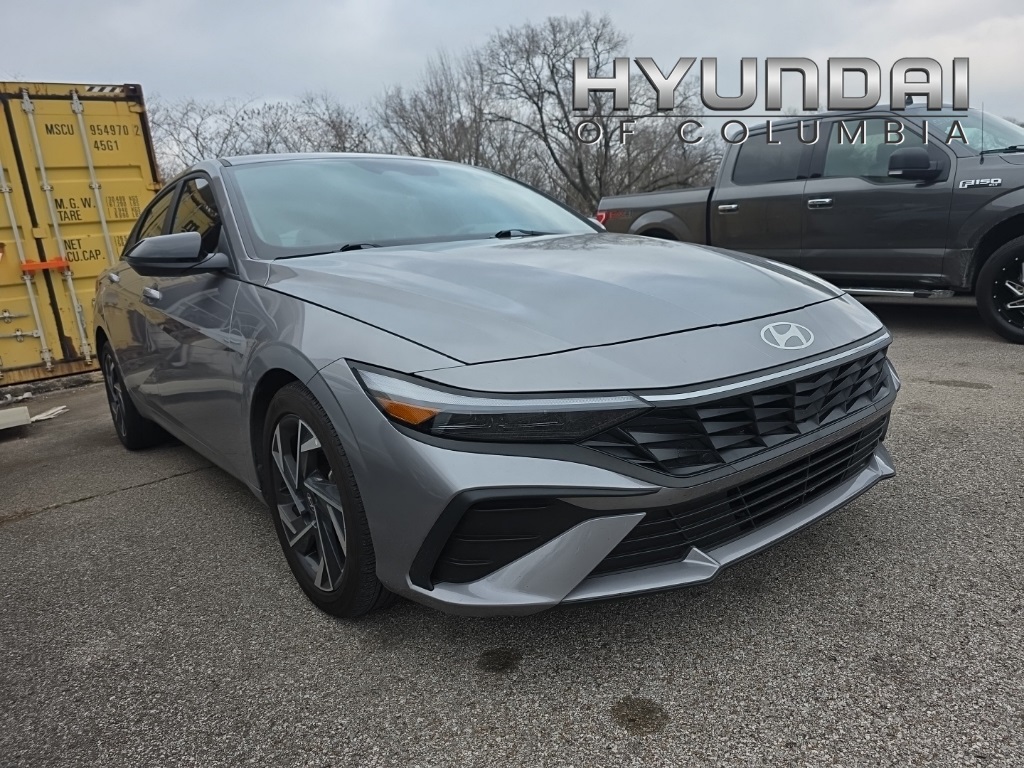 2025 Hyundai Elantra SEL Sport FWD