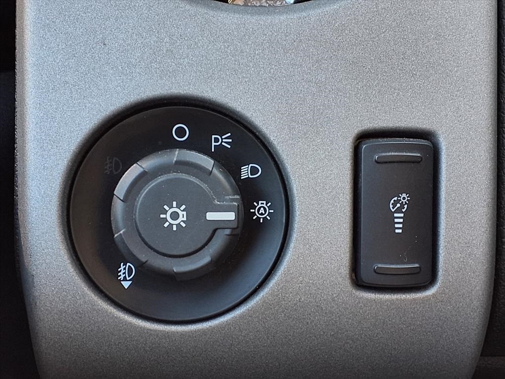 2016 Ford F-250SD Lariat White at Wharton Ford