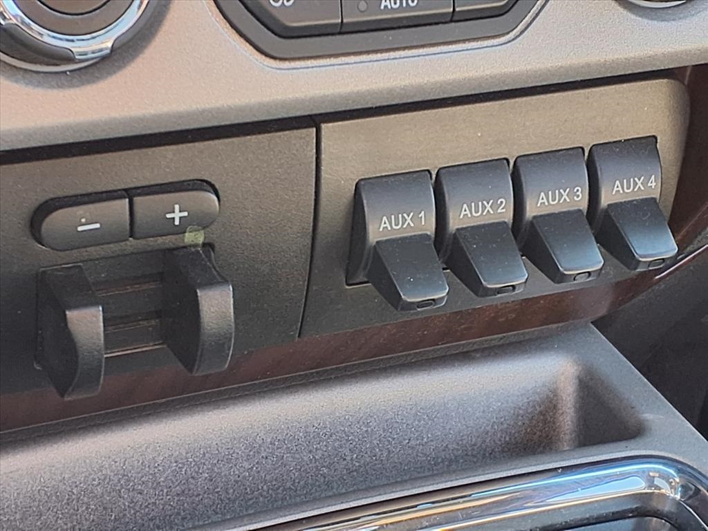 2016 Ford F-250SD Lariat White at Wharton Ford