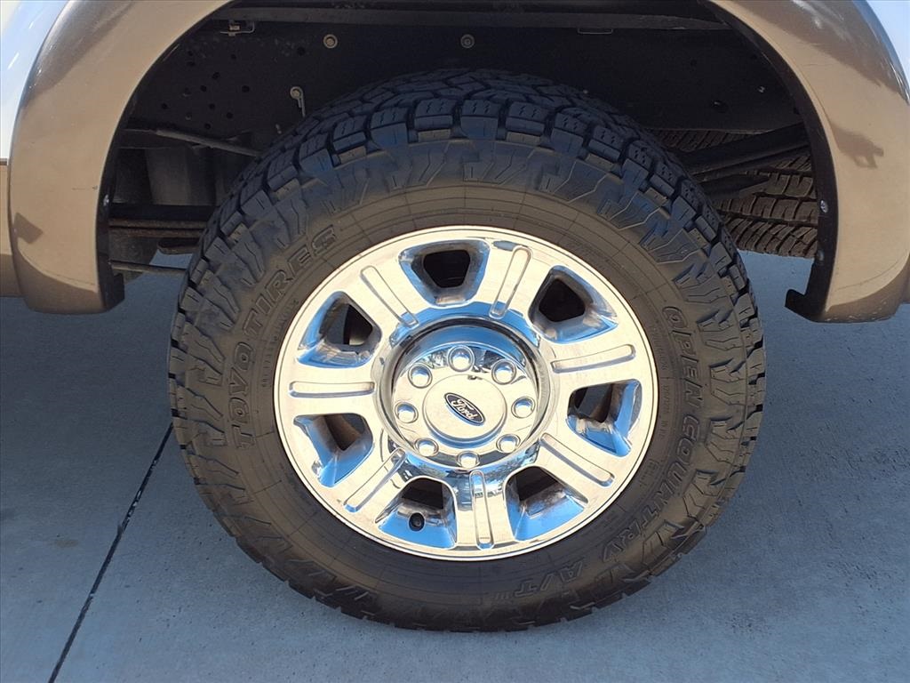 2016 Ford F-250SD Lariat White at Wharton Ford