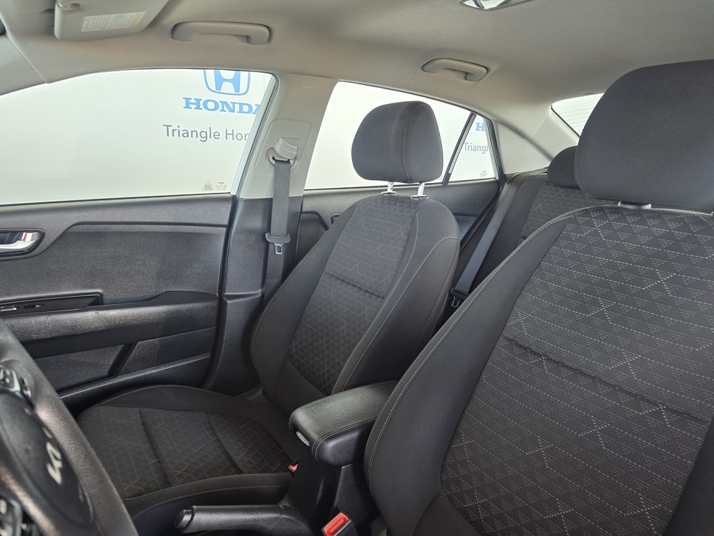 Thumbnail: 2023 Kia Rio - 14