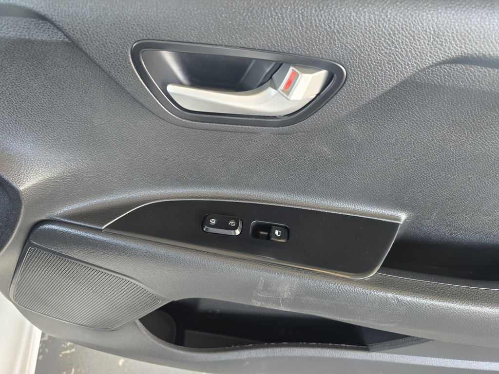 Thumbnail: 2023 Kia Rio - 29