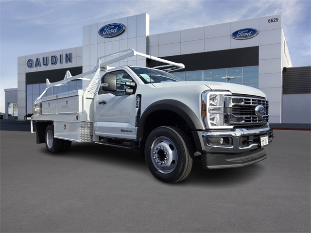 2026 Ford F-450 Super Duty Chassis Cab XL's photo