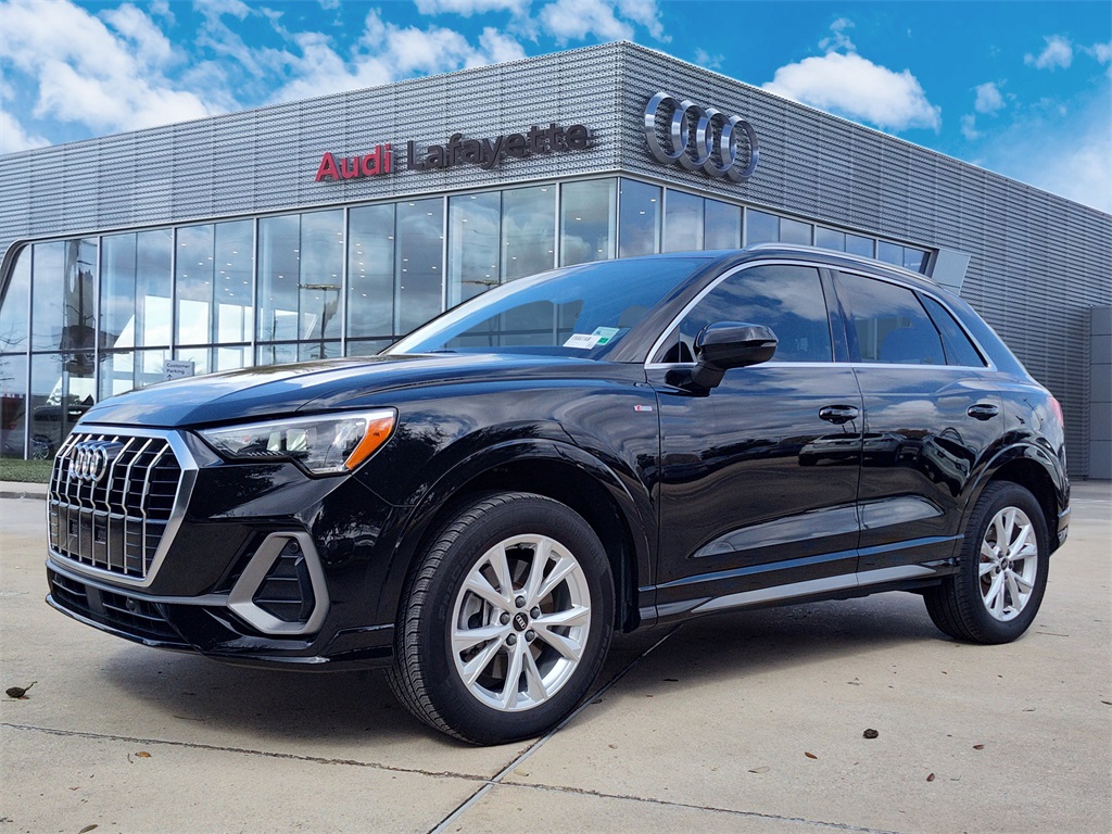 2022 Audi Q3 quattro Premium S Line 45 TFSI