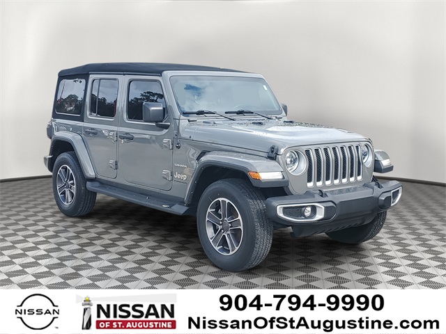 2023 Jeep Wrangler 4-Door Sahara's photo