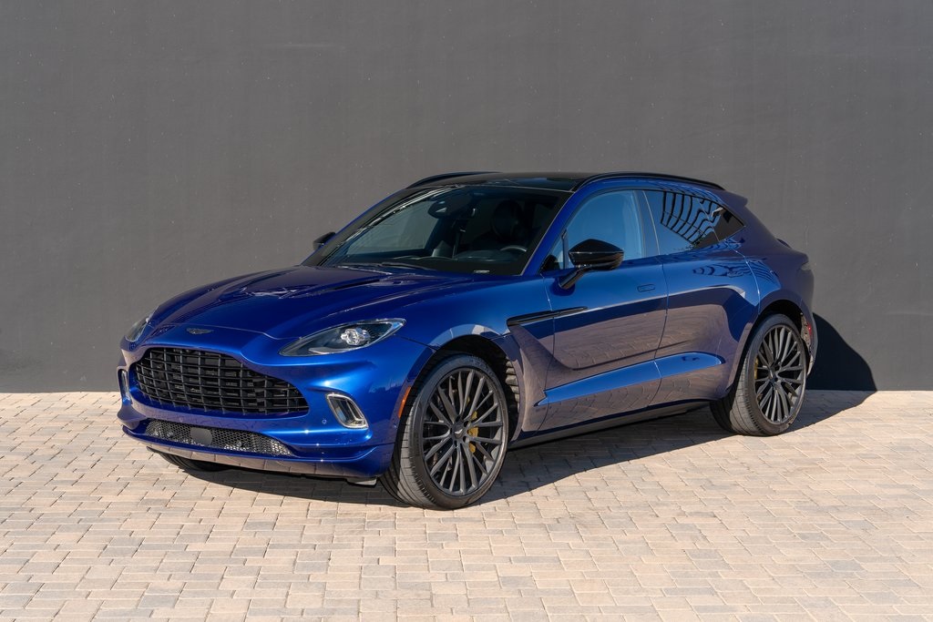 Aston Martin 2022 DBX 
