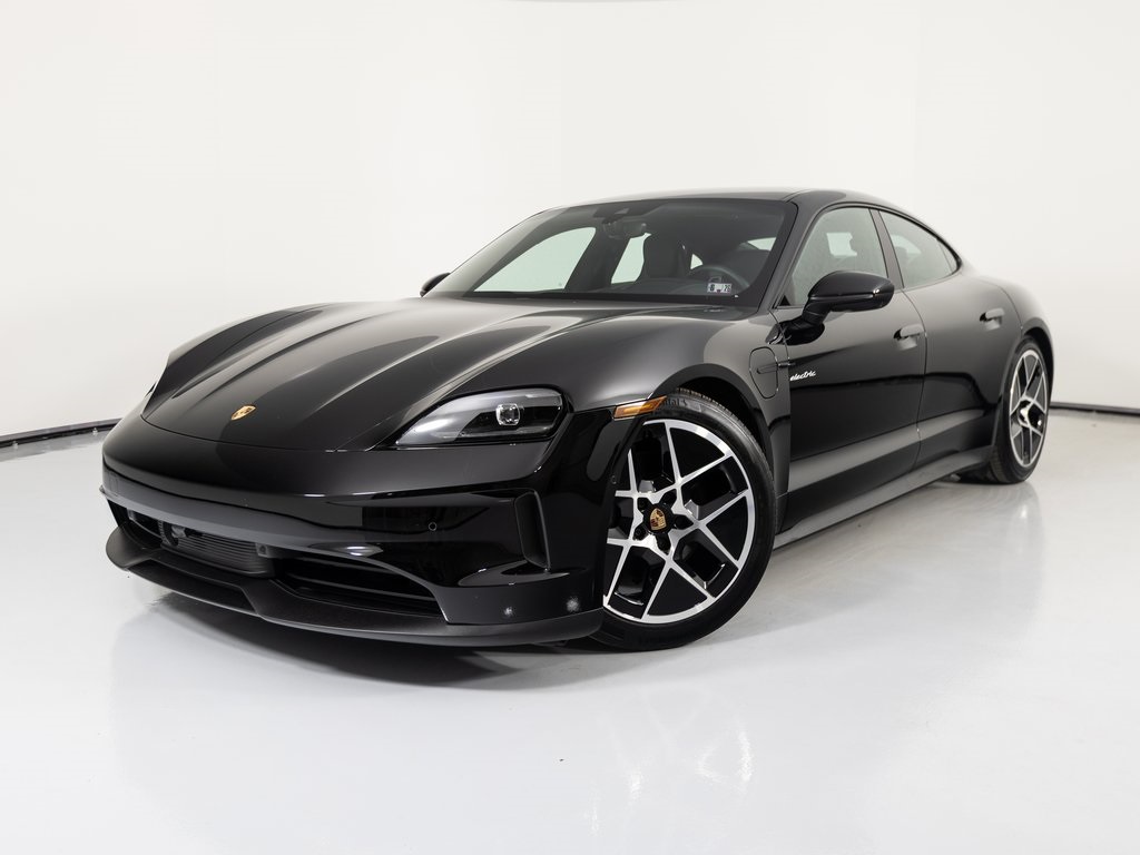 /2025 Porsche Taycan