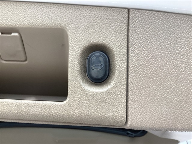 Used Car 2019 Chevrolet Suburban  Premier For Sale Under $35,000 In San Antonio, Texas