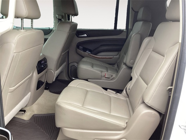 Used Car 2019 Chevrolet Suburban  Premier For Sale Under $35,000 In San Antonio, Texas
